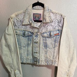 Vintage 90's Jordache denim jean jacket Size Medium